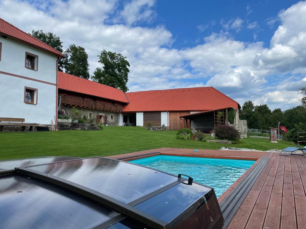 Apartamento Farma Náhlov Frymburk Exterior foto