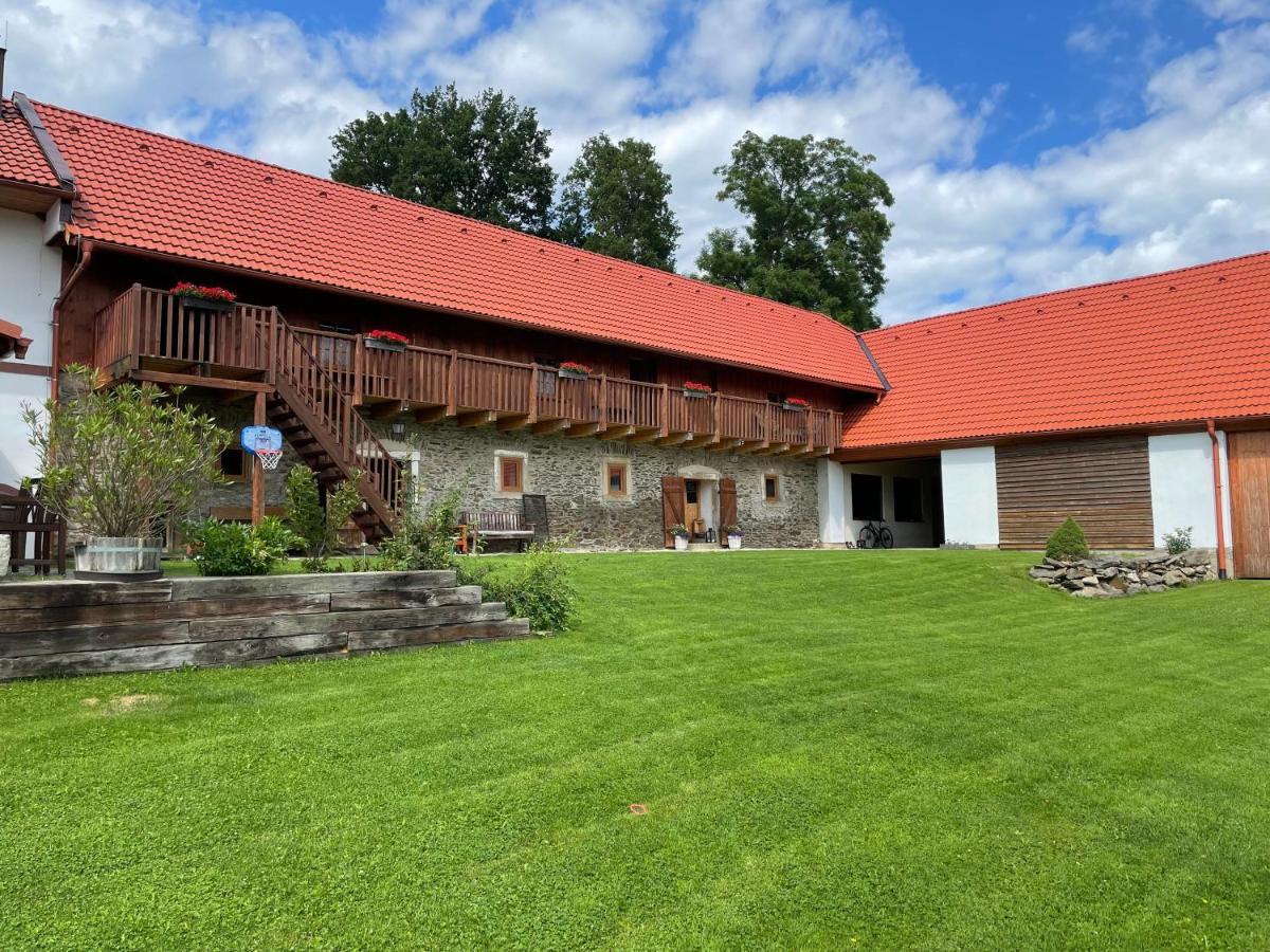 Apartamento Farma Náhlov Frymburk Exterior foto